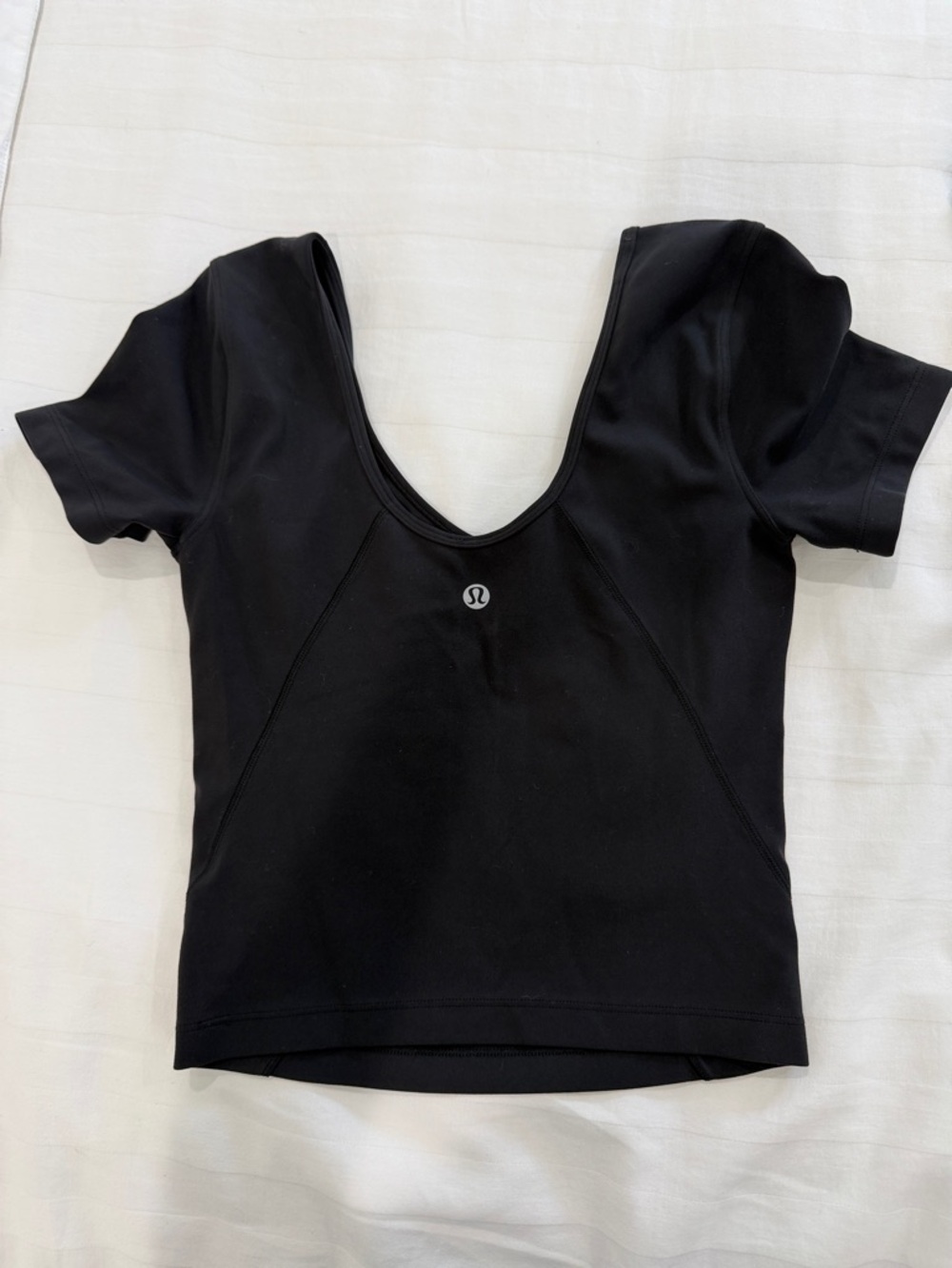 lululemon athletica Black Scoop-Back Short Sleeve Crop Top size 2